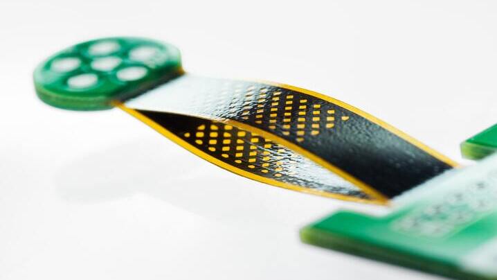 Rigid-flex PCB with separated flex layers for helicopter